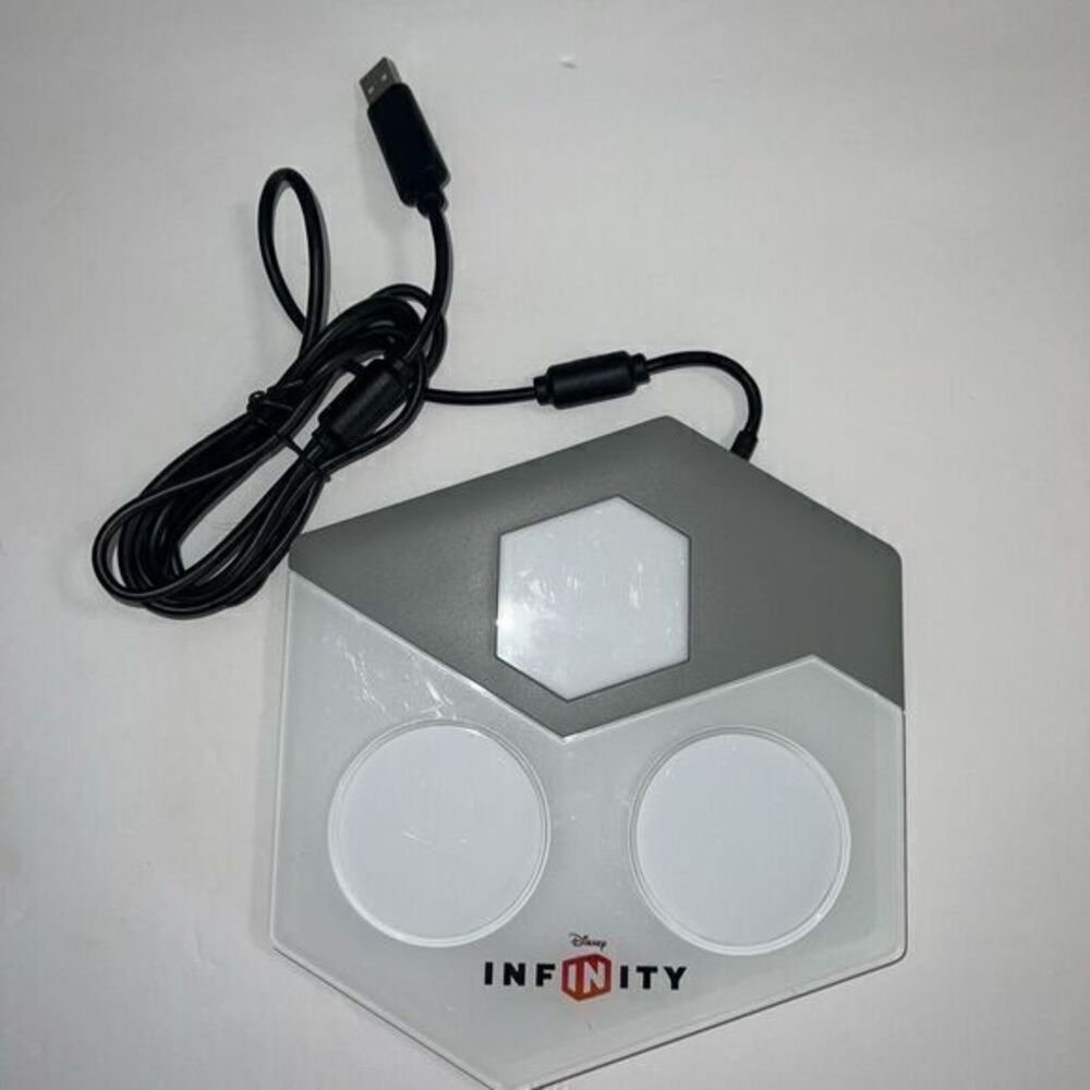 DISNEY INFINITY W70378588 USB‎ PORTAL BASE PAD XBOX 360